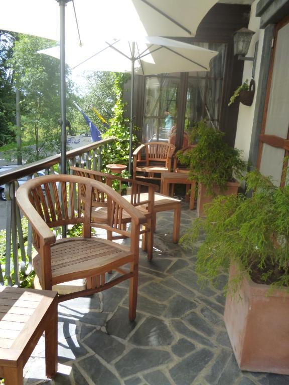 Chalet Sur Lesse Hotel Maissin Exterior photo