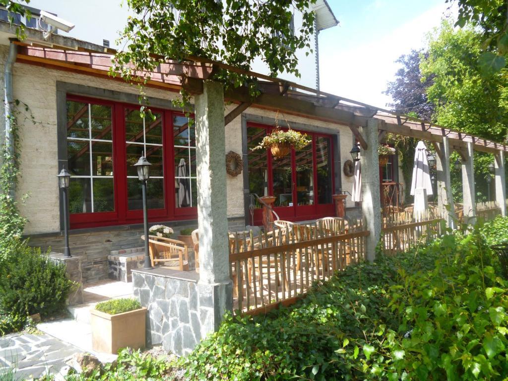 Chalet Sur Lesse Hotel Maissin Exterior photo